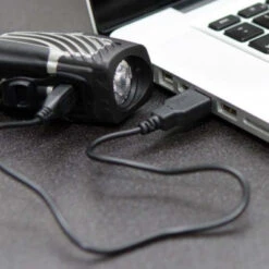 Eclairage Avant Vélo LED NiteRider Lumina Micro 900 Lumens 10 Eclairage Avant Vélo LED NiteRider Lumina Micro 900 Lumens -Pièces détachées vélo Magasin eclairage avant velo led niterider lumina micro 900 lumens full 3